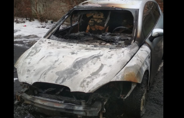 На Закарпатті відомому фотографу підпалили автомобіль