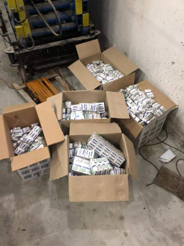 31-річний закарпатець через ПП “Тиса” намагався перевезти безакцизні тютюнові вироби