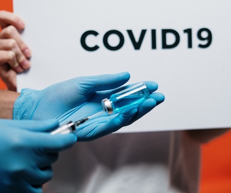 На Закарпатті вже отримали 700 людей вакцинацію від COVID-19