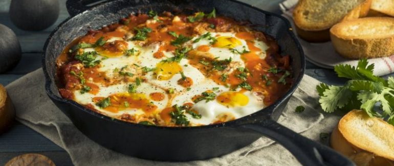 Урізноманітнюйте: смачна шакшука для ідеального сніданку