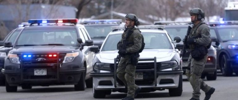 10 загиблих: стрілянина у супермаркеті США