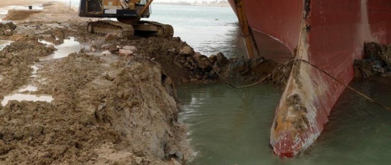 Еver Given: намагання всіма силами розблокувати Суецький канал