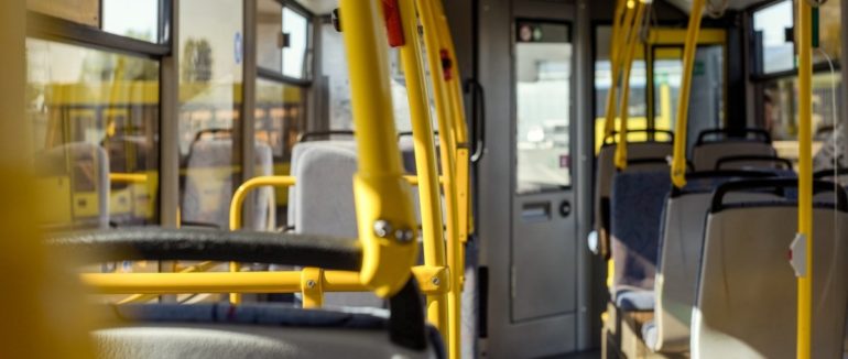 Відсьогодні у Мукачеві призупинена робота громадского транспорту