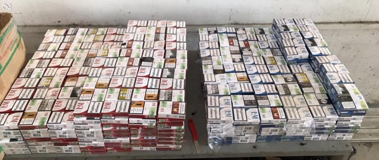 На Закарпатському кордоні вилучили 950 пачок сигарет в українця