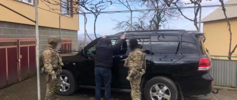 СБУ Закарпаття викрило масштабний канал нелегальної міграції: житель Берегівщини під підозрою