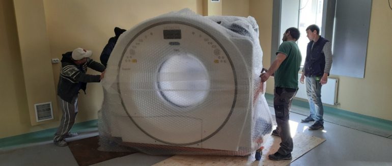 Рахівська районна лікарня отримала нове дороговартісне обладнання