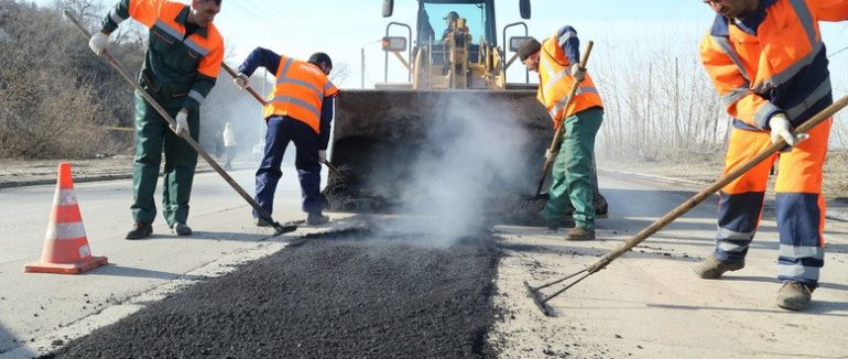 Ремонт дороги на Закарпатті відміняється: тендер визнав недійсними дорожні роботи вартістю понад 22 млн грн