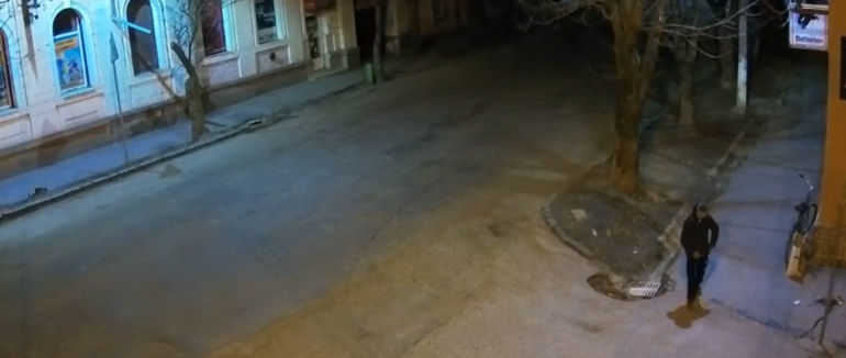 Крадіжка комунального майна в Берегові: камери зафіксували грабіж