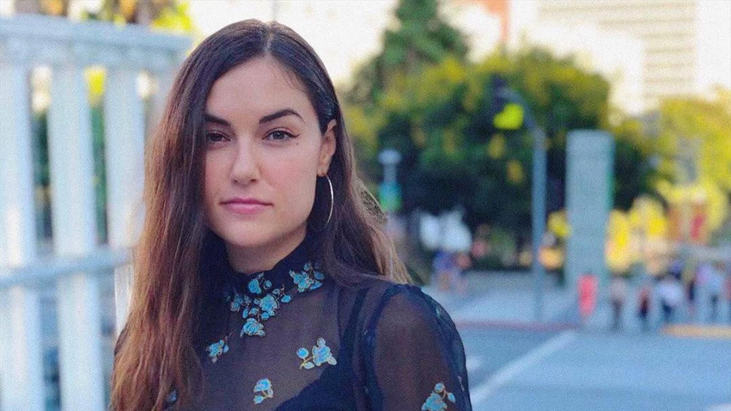 Майстер-клас від порноакторки: Саша Грей вчила своїх підписників варити український борщ