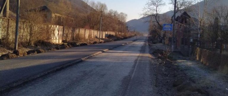 На Закарпатті ремондують найдовшу ділянку дороги яка складає 24 кілометри