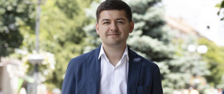 Кадрові зміни Мукачівської РДА: президент призначив нового очільника