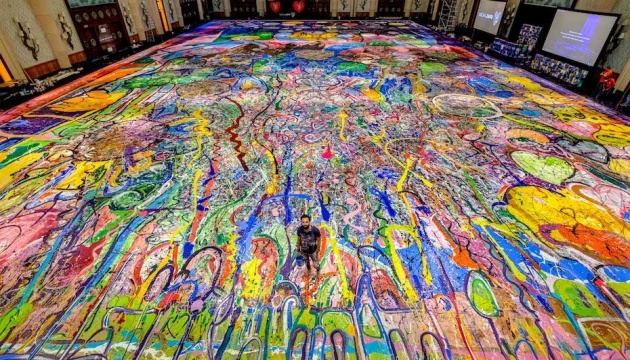 Найбільша у світі картина: у Дубаї за такий витвір мистецтва заплатили понад 60 мільйонів доларів