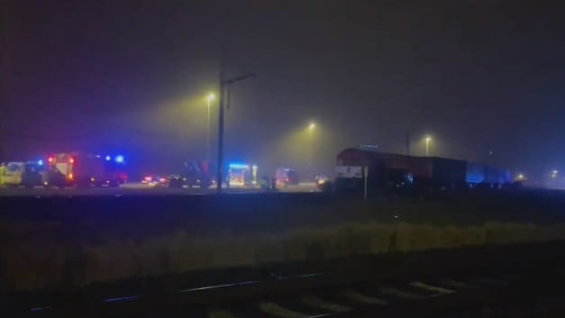 Загинув водій-українець: у Бельгії потяг протаранив вантажівку