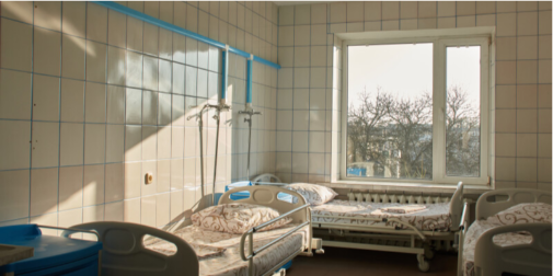 Нещасний випадок у коронавірусному шпиталі: у Луцьку жінка випала з вікна