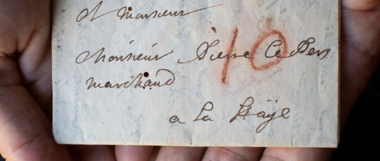 Вчені змогли прочитати лист XVII століття, не відкривши його