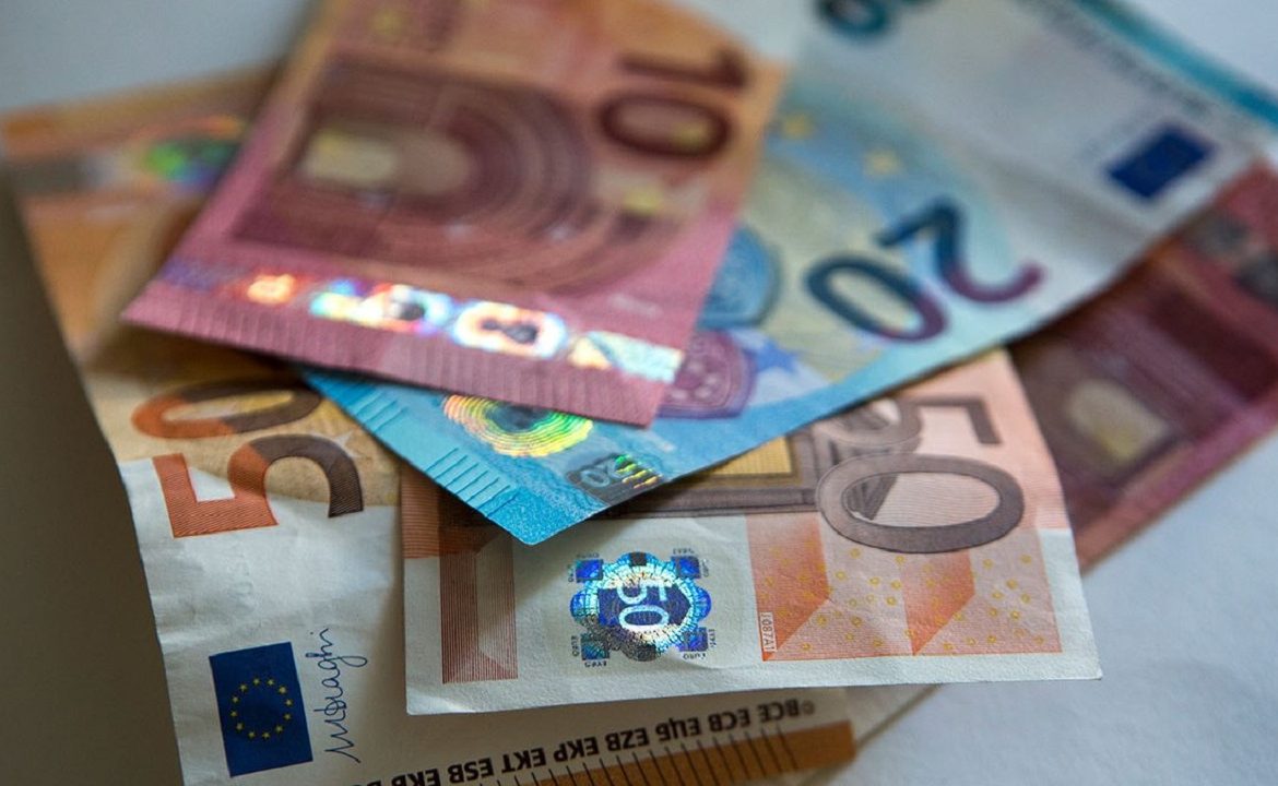 На Закарпатті затримані чергові хабарники: за добу прикордонників  тричі  намагались "підкупити"