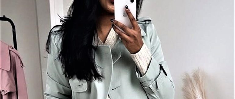 Якого кольору плащ на фото: нова суперечка в мережі