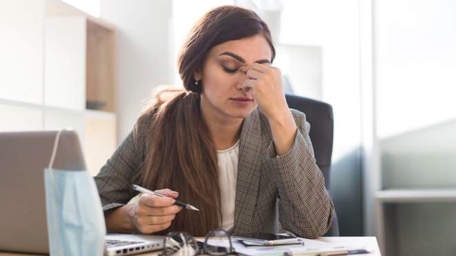 Мерщій у відпустку: 10 тривожних ознак того, що вам пора відпочити