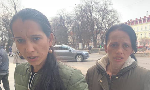 В Ужгороді дві ромські жінки викрали у дітей телефони