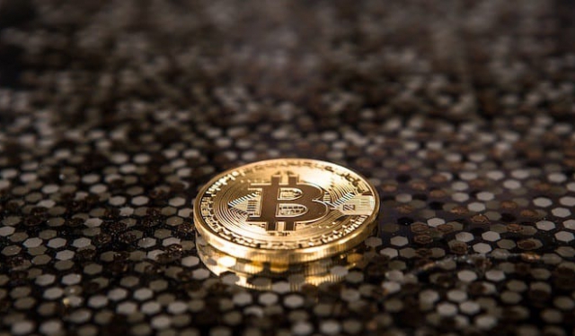 61 тисяча доларів: Bitcoin досягла рекордної позначки