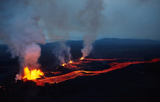 В Ісландії прокинувся вулкан вперше за 6 000 років