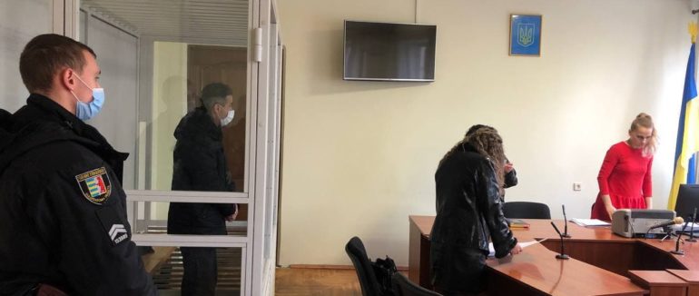 Тренеру з боксу, що чіплявся до 14- річної вихованки суд оголосив цілодобовий домашній арешт