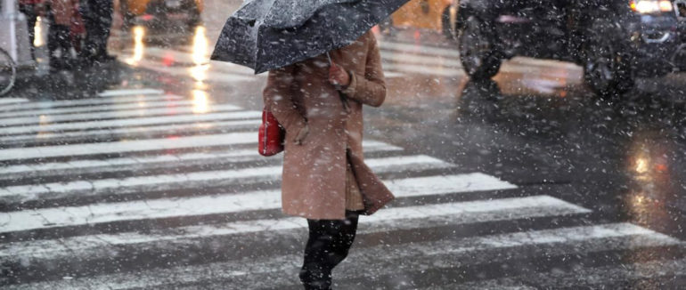 Погіршення погодних умов: на Закарпатті очікуються дощі та мокрий сніг