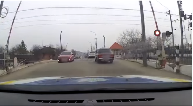 На очах у поліції: у Мукачеві водій порушив правила ПДР