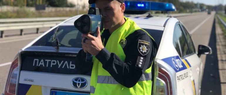 Лише за пів доби на Закарпатті оформили 4 протоколи нових ПДР штрафів