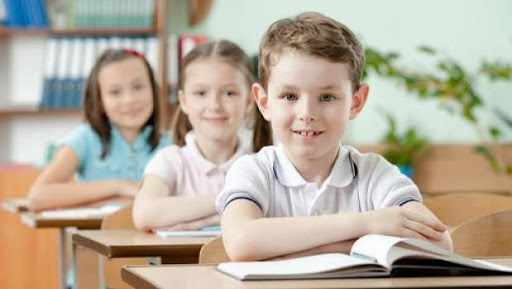 Стипендії для юних мукачівців: обдаровані школярі отримуватимуть щомісяця півтора тисячі гривень