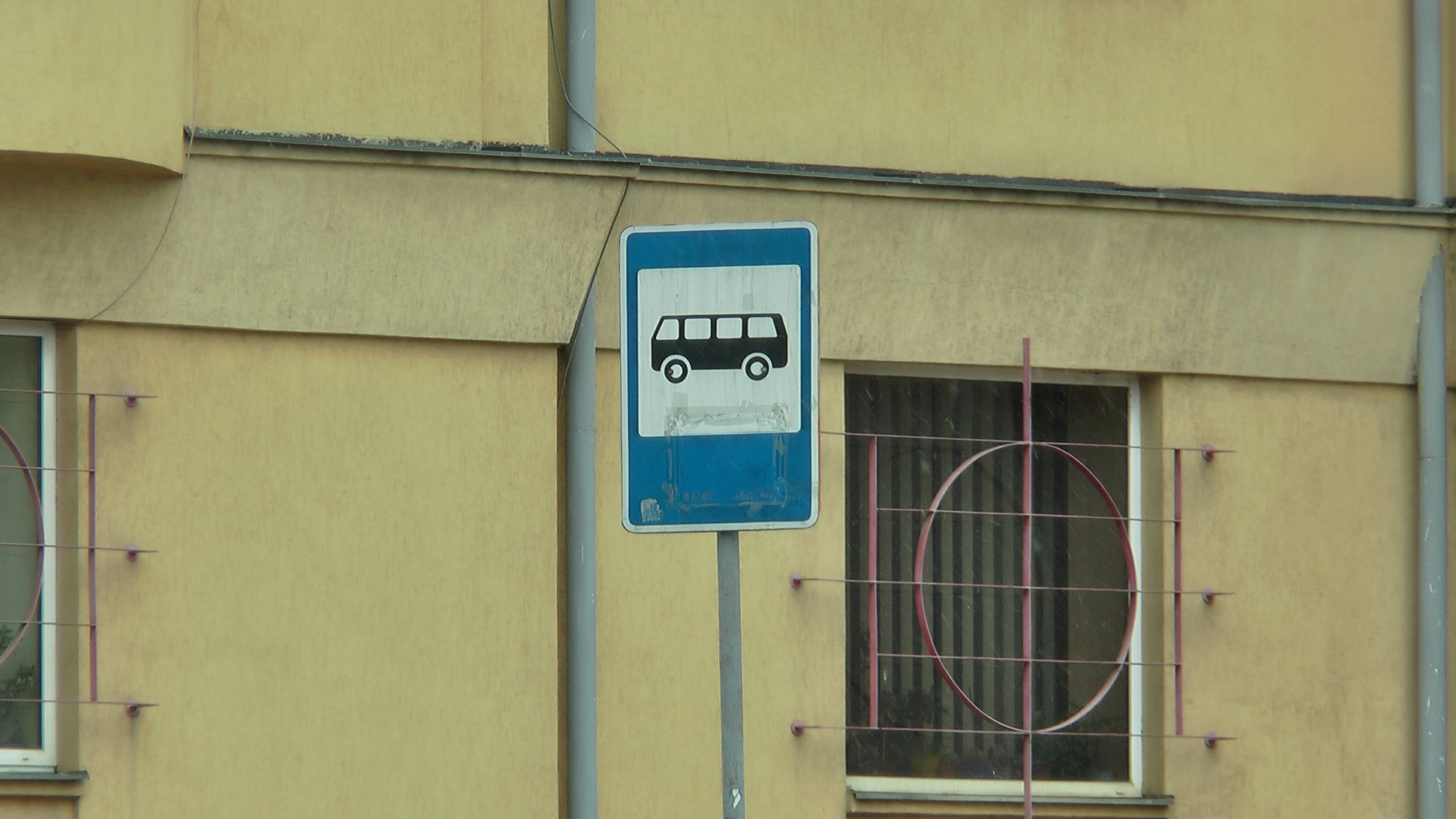 Проблеми пересування: як закарпатці жили без громадського транспорту