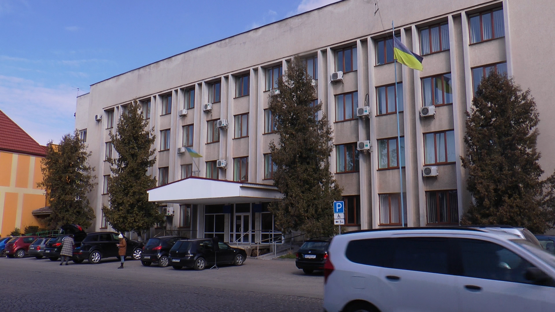 Актуальні питання: сесія Мукачівської районної ради