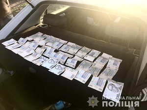 Закарпатець порушив правила ПДР і намагався відкупитися від поліції за 17 тисяч гривень