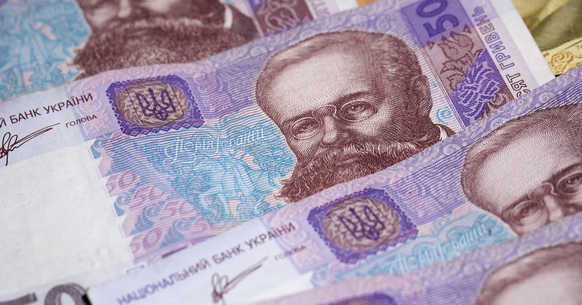 Обіцяні 8 тисяч допомоги від держави: коли ФОПи зможуть отримати гроші