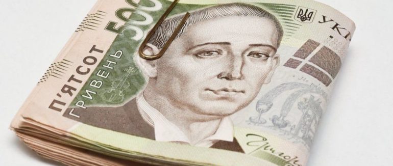 Автоматичне списання боргів: банки зможуть стягувати гроші з боржників без додаткової паперової тяганини