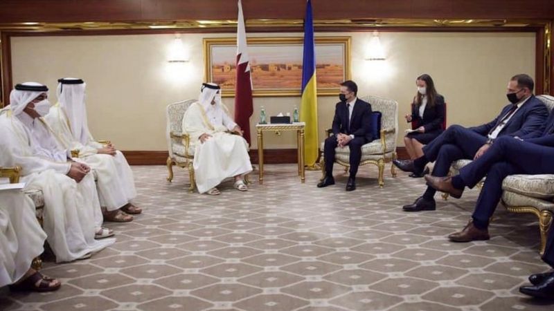 Візит президента України до Катару: члени української делегації припустились грубих помилок