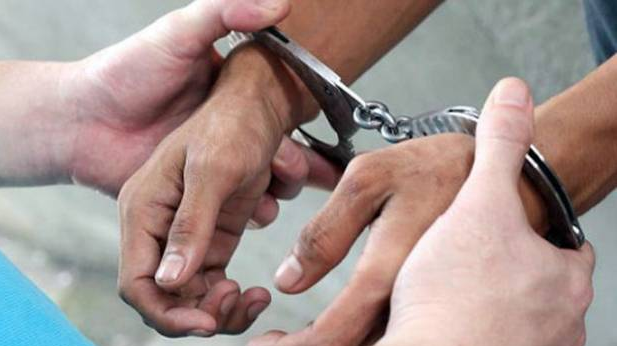 Гранати та патрони під автомобільним мостом: на Ужгородщині чоловік вчинив небезпечну схованку