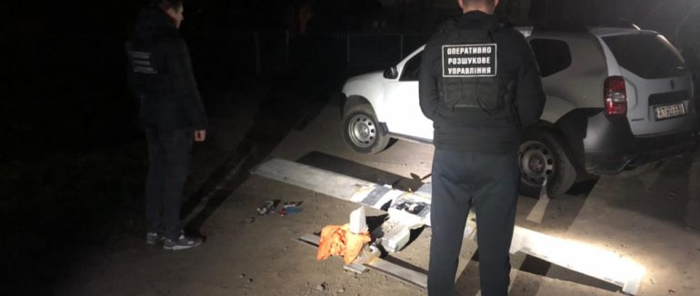 “Літаюча” контрабанда: на кордоні Закарпаття виявили саморобний безпілотник