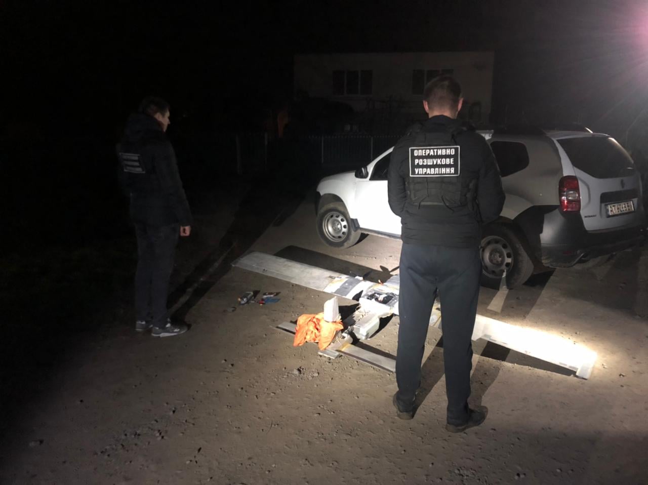 "Літаюча" контрабанда: на кордоні Закарпаття виявили саморобний безпілотник