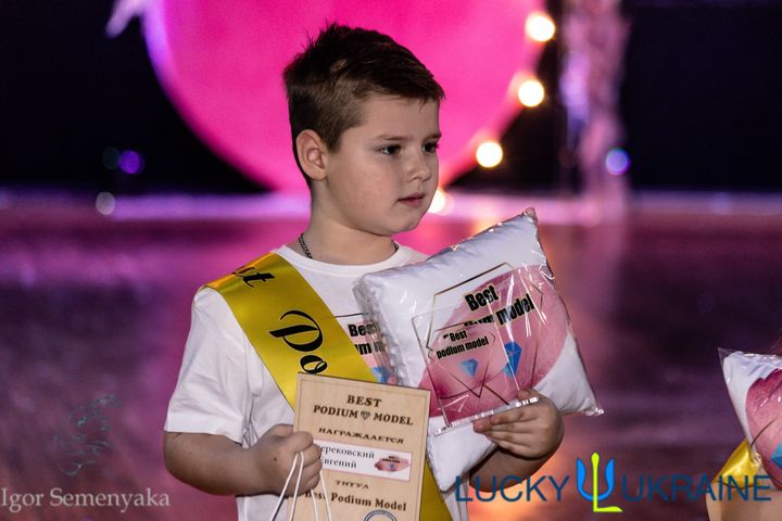 7-річний Євген Смерековський з Ужгорода здобув перемогу та титул «BEST PODIUM MODEL»
