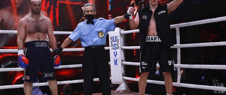 Успішний дебют мукачівця: Роберт Мартон вперше переміг на професійному ринзі