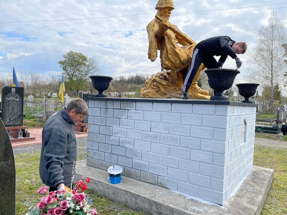 Мукачево, толока, вшанування пам'яті, загиблі, кладовище, партія, "ОП-ЗЖ"