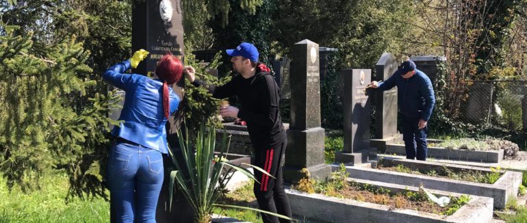 “Толока пам’яті” в Ужгороді: депутати ОП-ЗЖ вшанували пам’ять полеглих воїнів