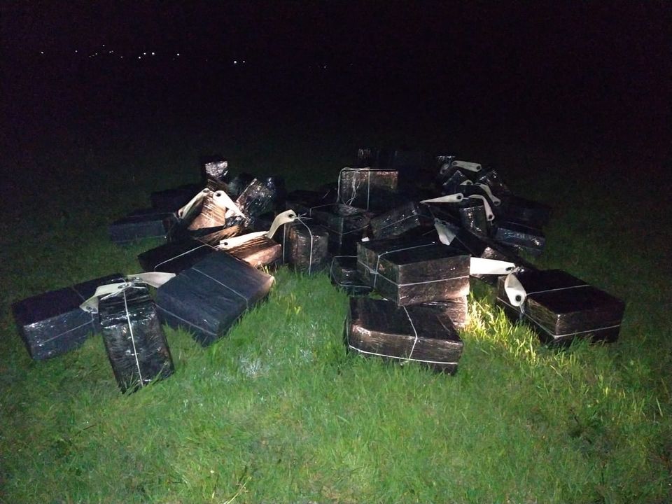 Вартість у майже 1 мільйон гривень: на Закарпатті зупинили спробу тютюнової контрабанди