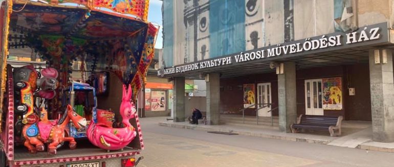 Вже цієї суботи у Берегові запрацює луна-парк