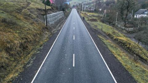 На Закарпатті завершуються ремонтні роботи 45 км дороги державного значення