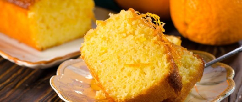 Смачне і ніжне доповнення до кави та чаю: рецепт пісного апельсинового манника