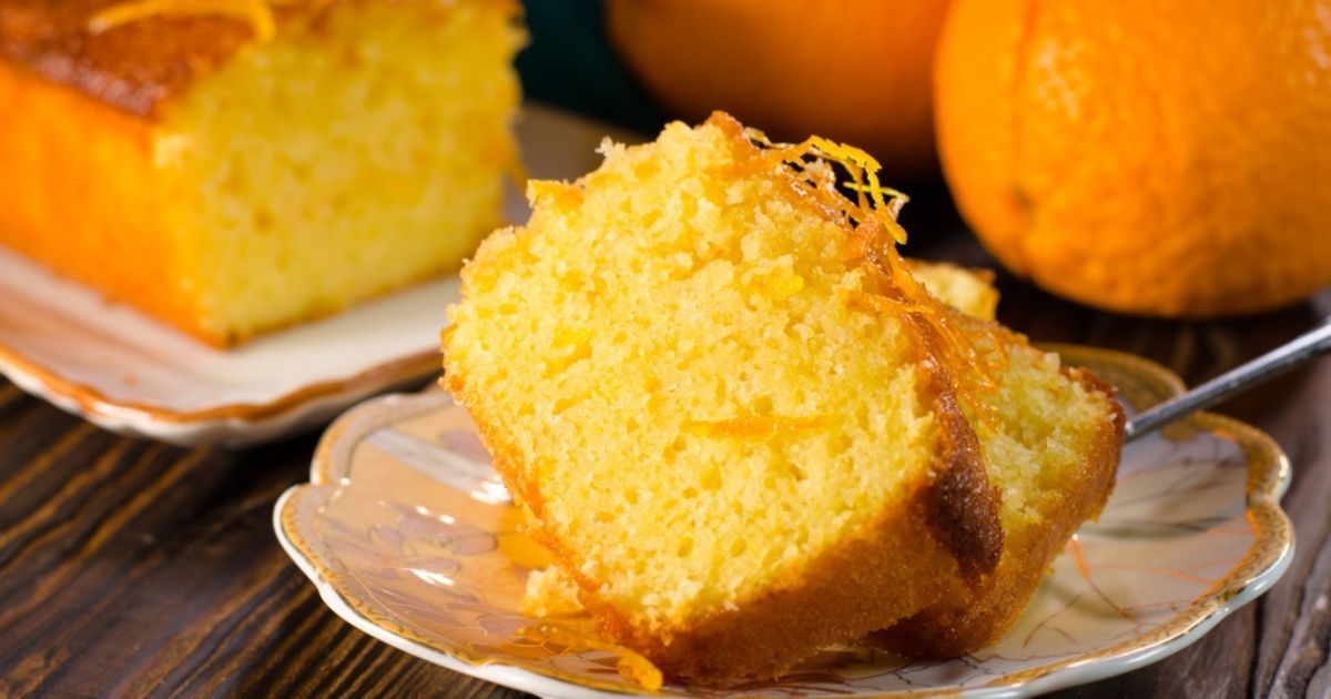 Смачне і ніжне доповнення до кави та чаю: рецепт пісного апельсинового манника