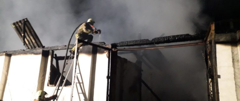 Пожежа у Виноградові: горіла господарська споруда