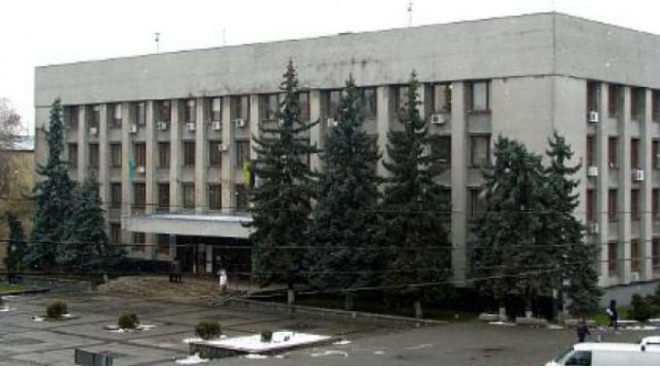 Мер Ужгорода скликає на  позачергову сесію міської влади через земельні ділянки